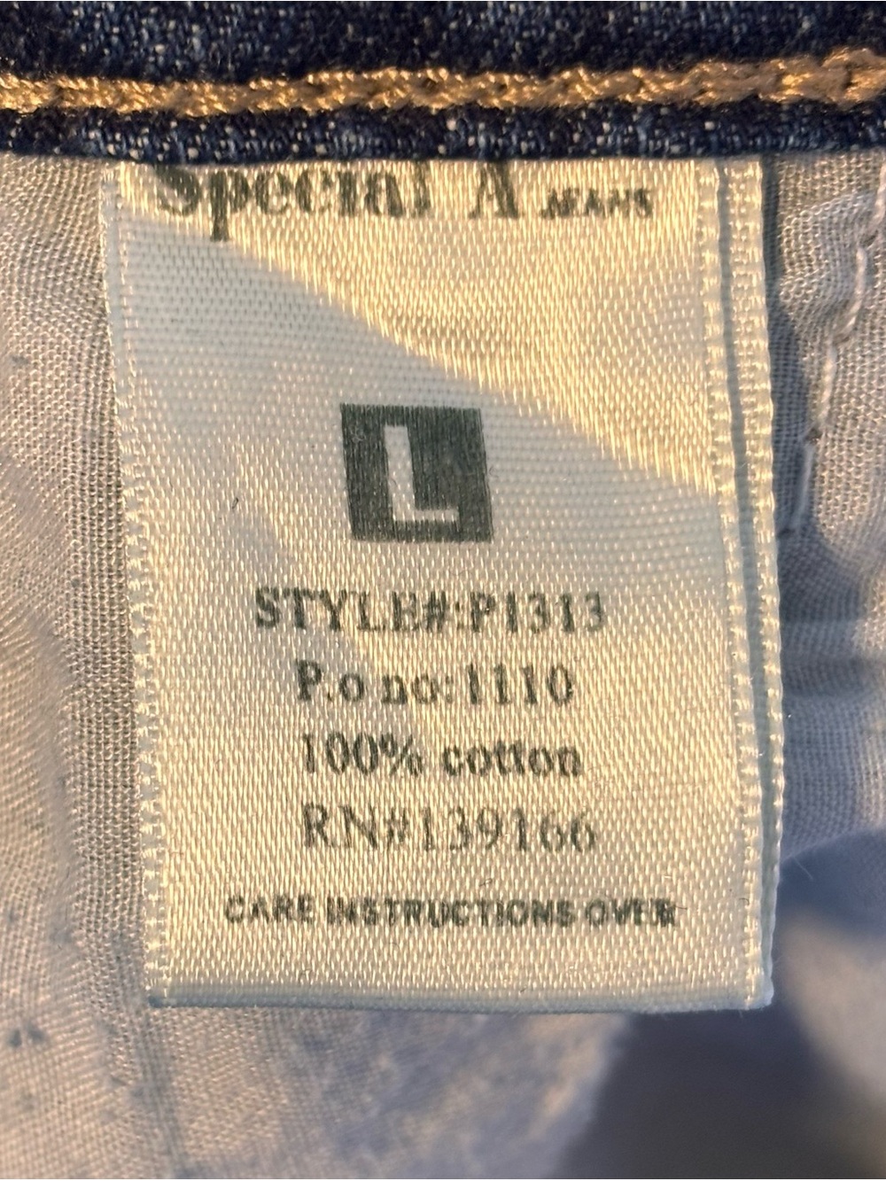 Designed by Special A in Los Angeles Distressed Denim Bib Overalls Size Large - Picture 7 of 15
